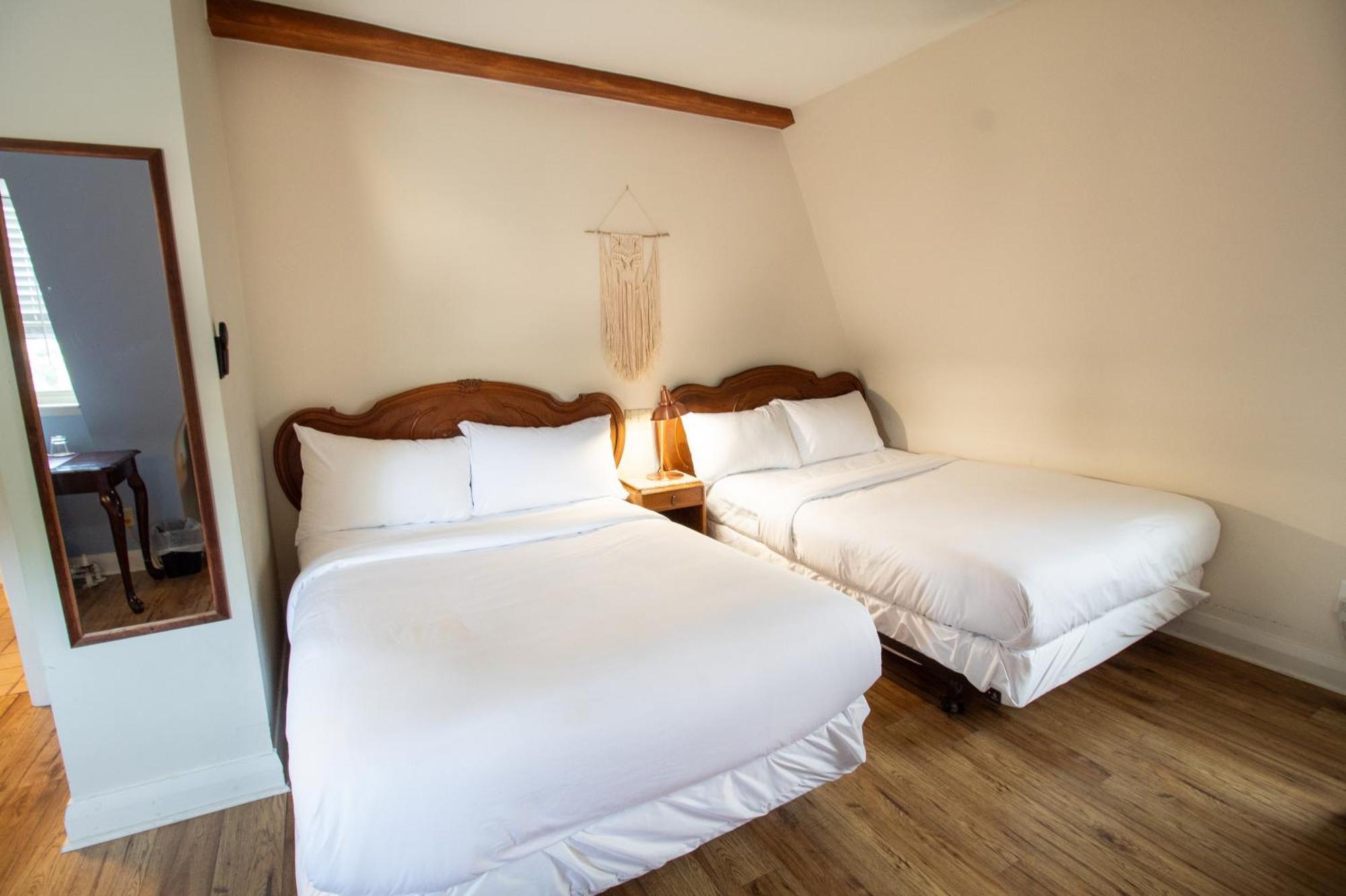 Hochelaga Inn Kingston Ruang foto