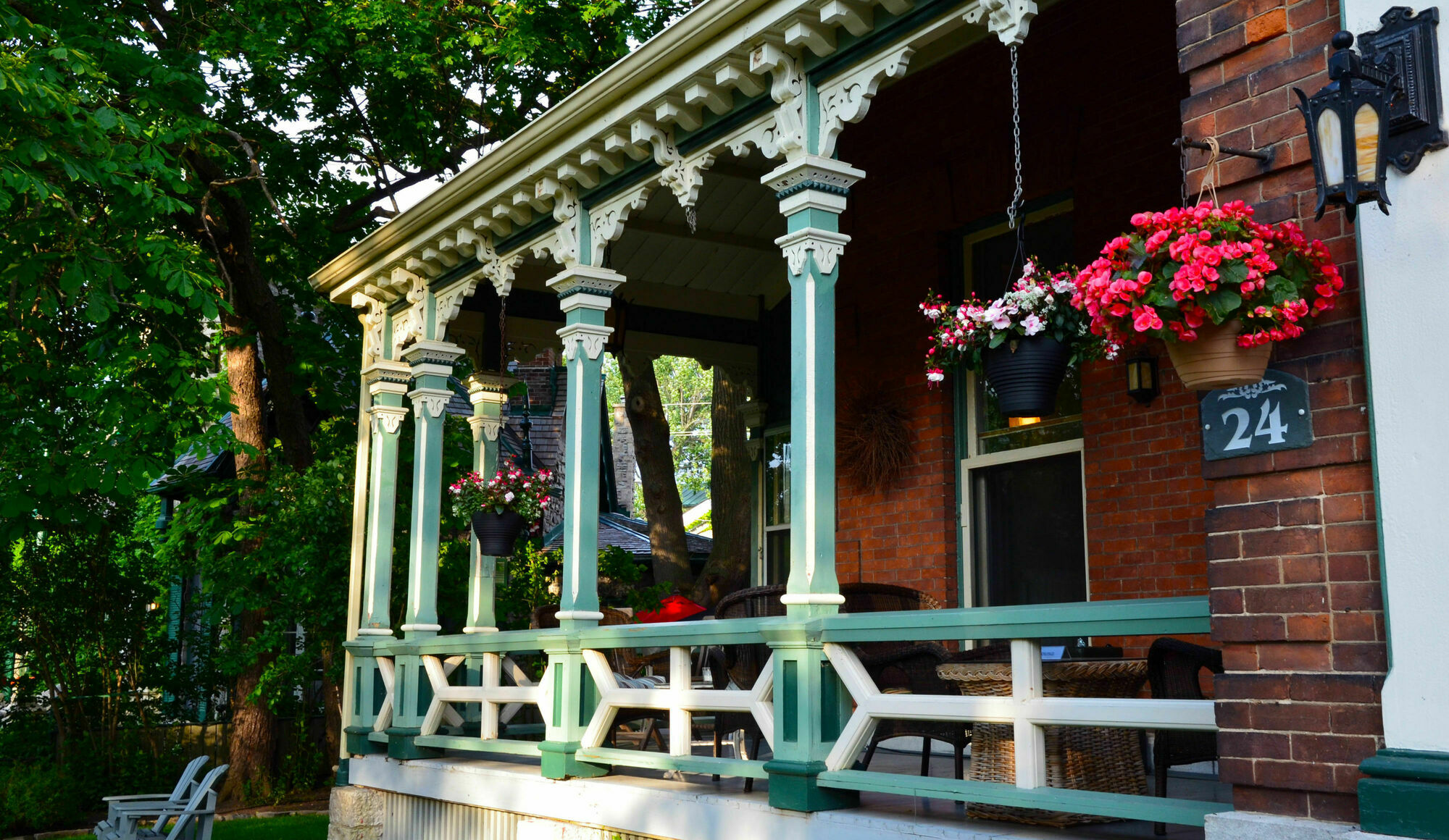 Hochelaga Inn Kingston Bagian luar foto